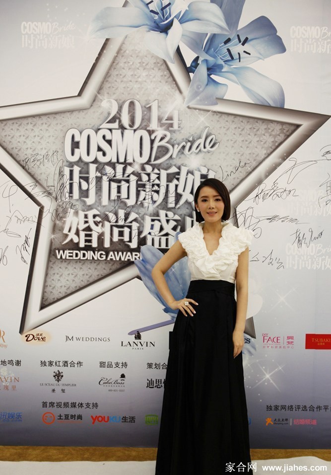 光影之间优雅舞动车永莉多元风尚魅力全览