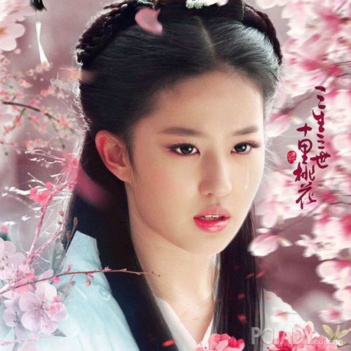 2026年85花众生相：有人全球加冕，有人异国吃播