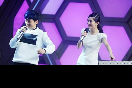 谢娜被群嘲1年后，我才终于看懂：为何“消失”才是《快乐大本营》对她最大的保护