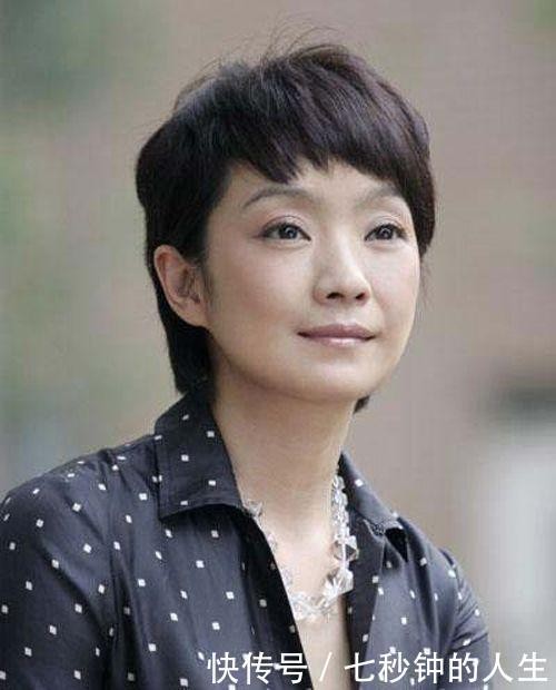 被病痛压弯了背，他却用半辈子把“叔圈顶流”四个字演成了定海神